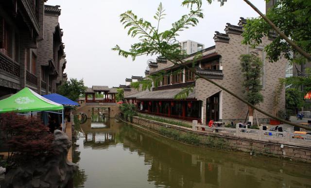 同景新能源盘中异动 临近午盘股价大跌7.00%